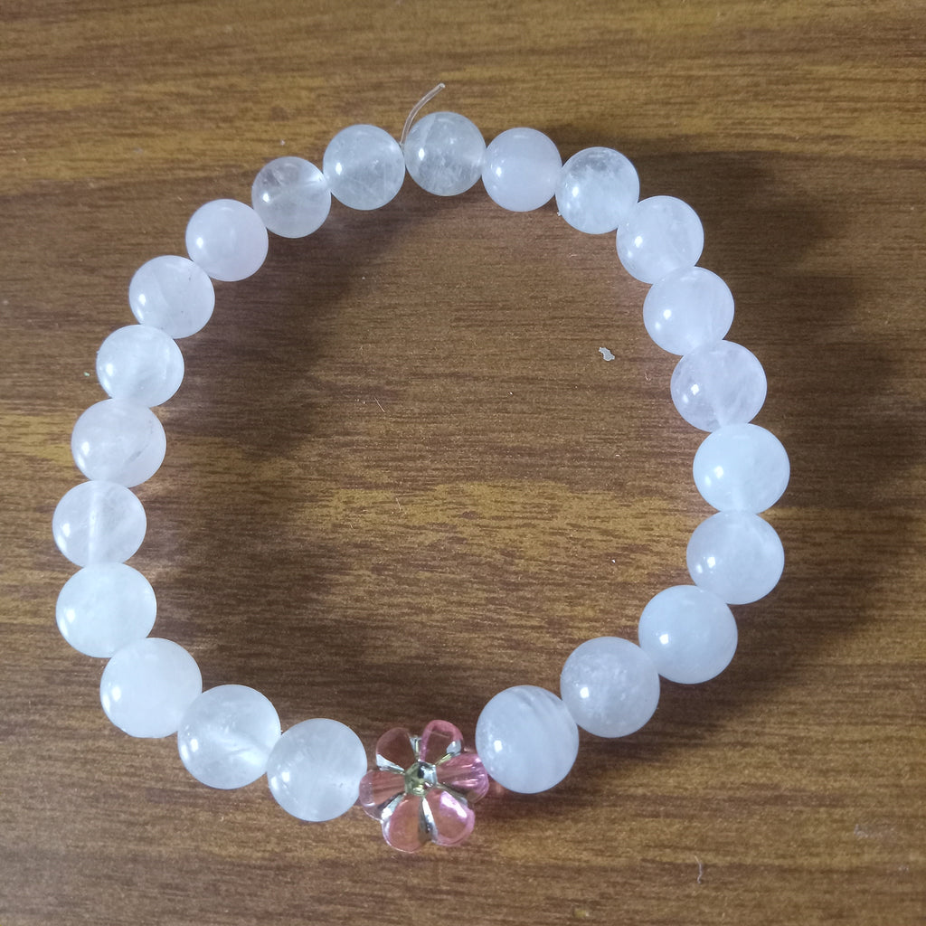 Floral Rose Quartz Bracelet – Elegance & Positive Energy