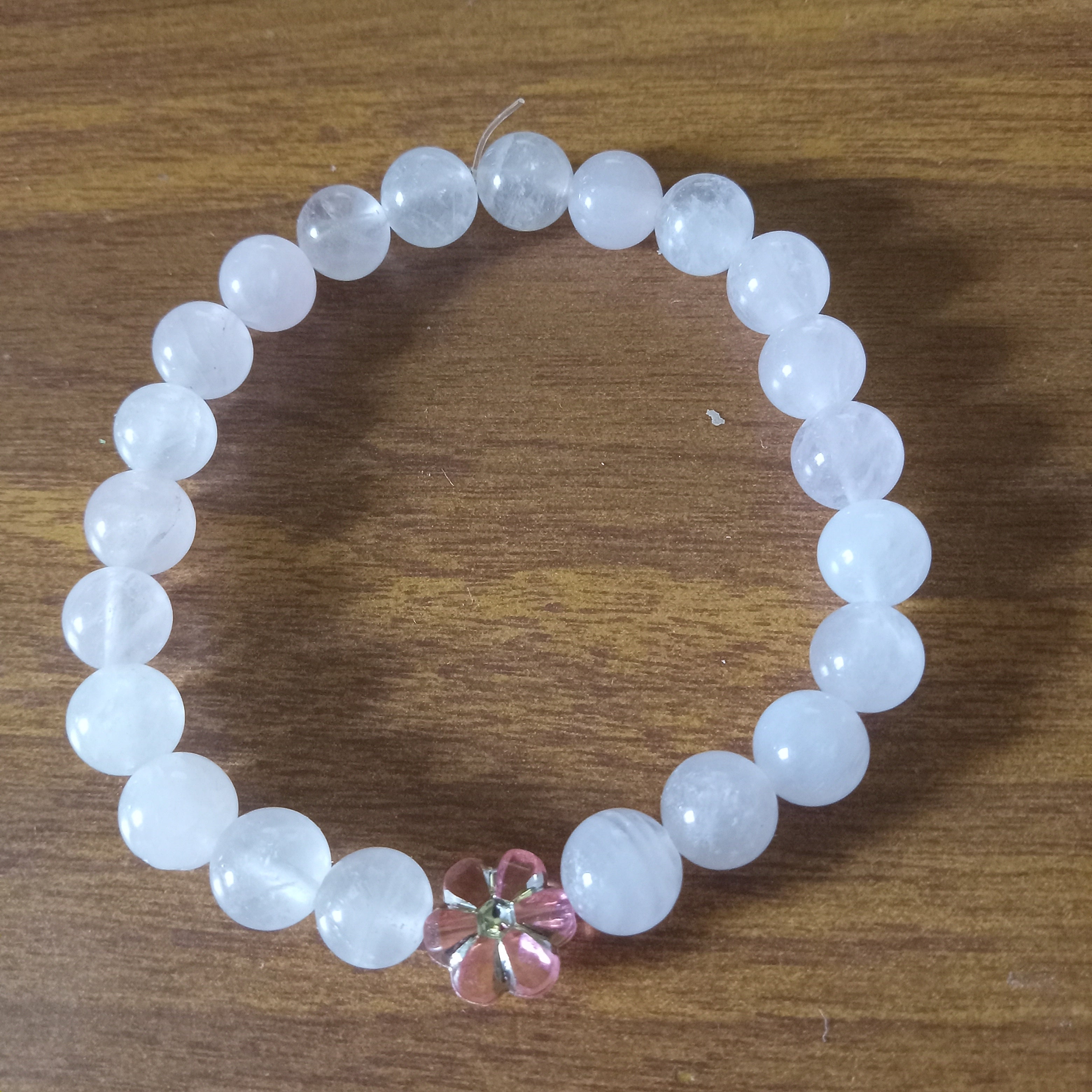 Floral Rose Quartz Bracelet – Elegance & Positive Energy