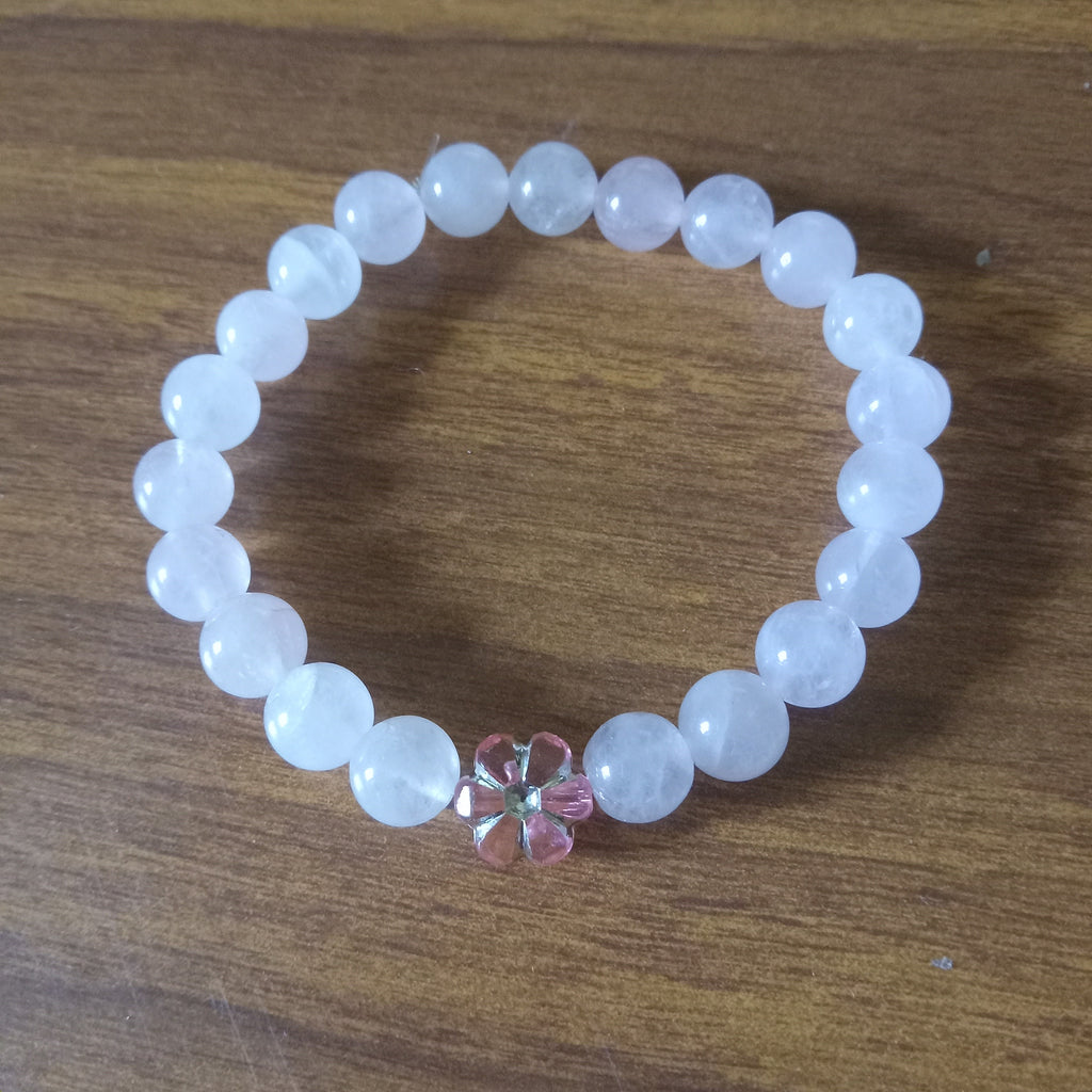Floral Rose Quartz Bracelet – Elegance & Positive Energy