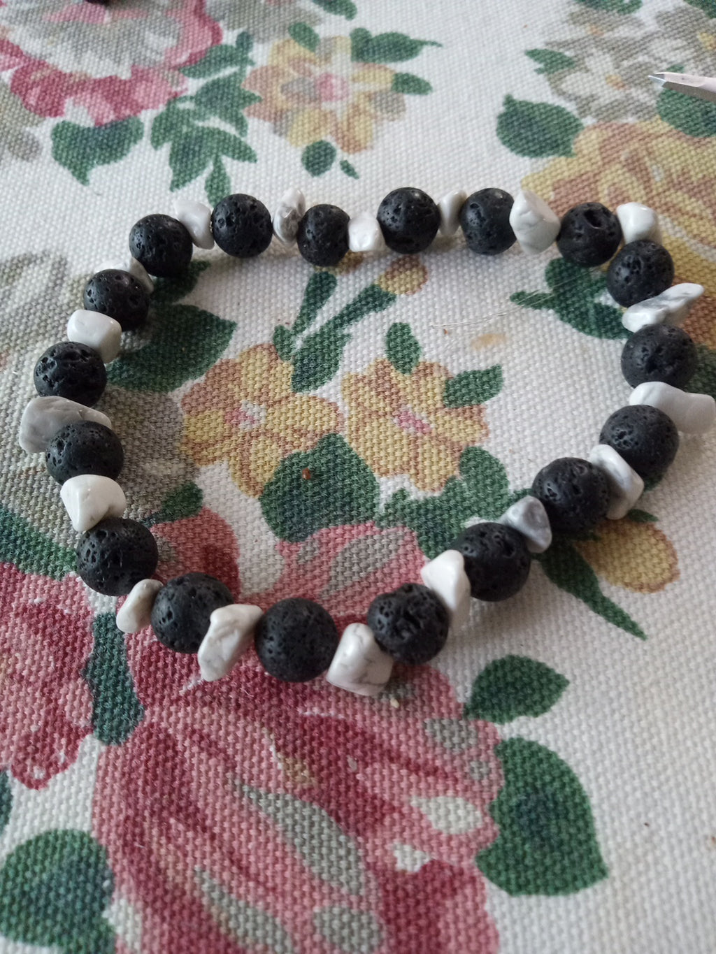 Men’s Grounded Energy Bracelet – Black Lava & Howlite